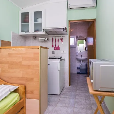Apartment Jozef Vir